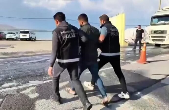 Uyuşturucu Operasyonlarında 935 Kişi Tutuklandı