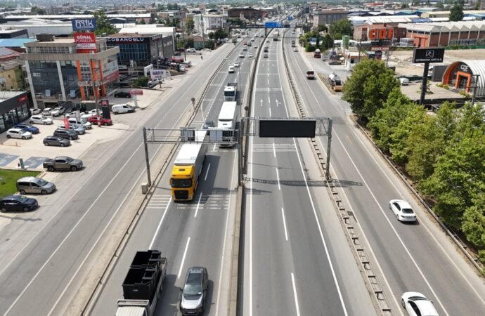 Kocaeli’de Ağır Vasıta Trafiği 7/24 İzlenecek