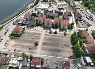 Başiskele Sahilinde Trafik Düzenlemesi Yapılıyor