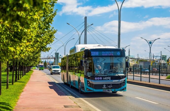 Kocaeli’de 154 Hatla Kesintisiz Ulaşım Sağlanıyor