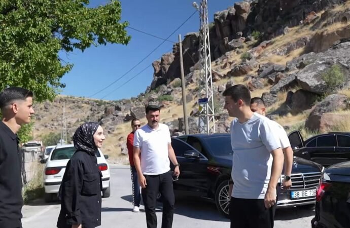 Kayseri’de Doğa Yürüyüşü ve Bisiklet Turu Düzenlendi