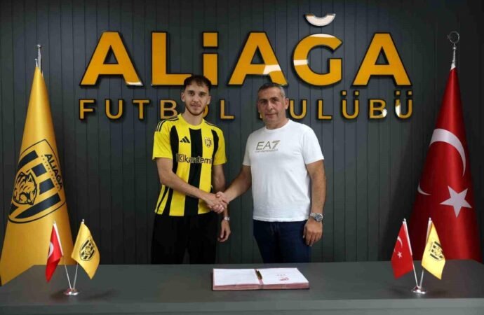 Aliağa FK, Genç Forvet Adnan Karahisar ile Anlaştı