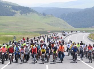 Ardahan’da Bisiklet Festivali Coşkuyla Başladı