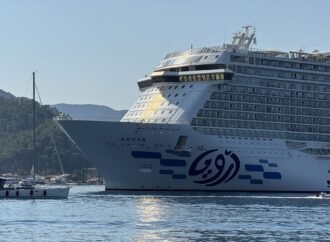 Marmaris’e Gelen Aroya Gemisi 3210 Turist Taşıdı