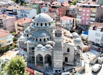 Kuruçeşme Merkez Camii Yenileme Çalışmaları Devam Ediyor