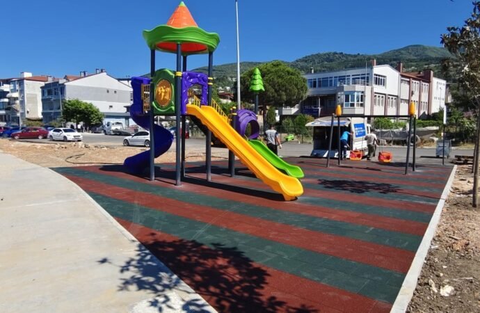 Ulaşlı’da Çocuklar İçin Yeni Oyun Alanı Açılıyor