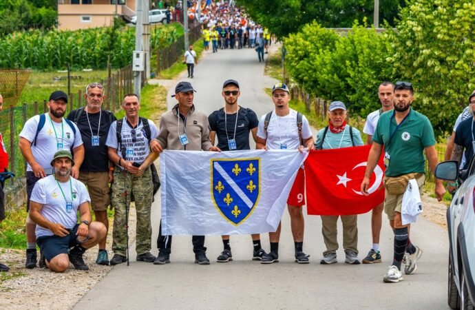 Büyükşehir Belediyesi’nden Marş Mira Barış Yürüyüşüne Destek
