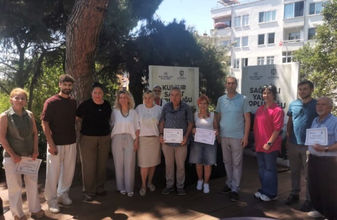 Kocaeli’de Yaşlılar İçin Anlamlı Sergi Düzenlendi