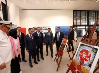 15 Temmuz Sergisi’nde Anı Defteri İmza Töreni