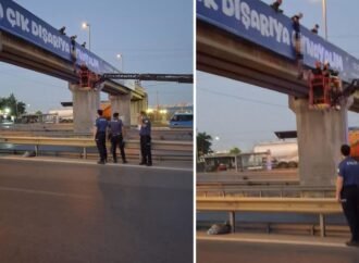 Gebze’de Üst Geçitte Yarı Çıplak Bir Şahıs Bulundu