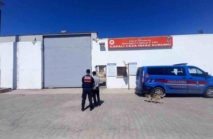 Kocaeli’de İki Hükümlü Cezaevine Gönderildi