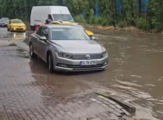 Kocaeli’de Sağanak Nedeniyle Motokuryelere Trafik Kısıtlaması