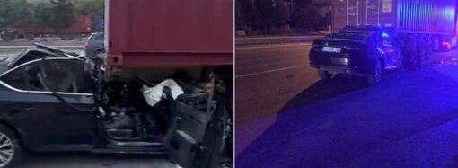 Tırın altına giren otomobilden acı haber! Baba ile oğlu hayatını kaybetti