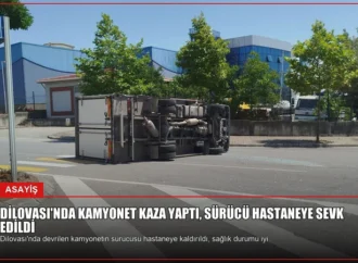 Dilovası’nda Kamyonet Kaza Yaptı, Sürücü Hastaneye Sevk Edildi