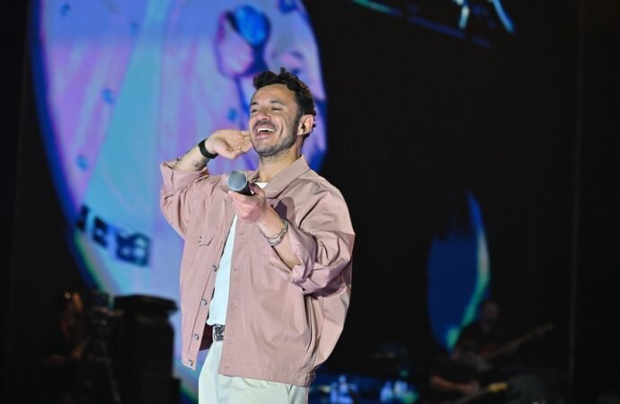 Buray, Van Kültür Yolu Festivali’nde Sahne Aldı