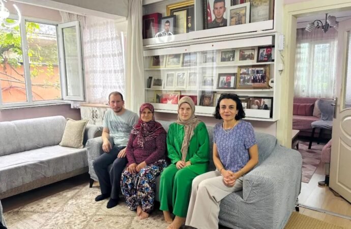 Şehit Osman Er’in Ailesine Anma Ziyareti
