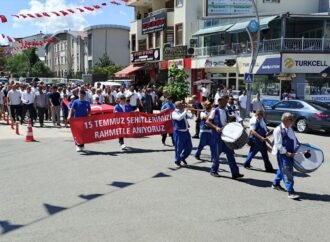 Kandıra’da Geleneksel Yağlı Pehlivan Güreşleri Start Aldı