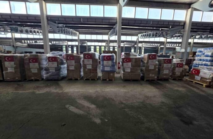 Venezuela’ya 16,4 Ton İnsani Yardım Gönderildi