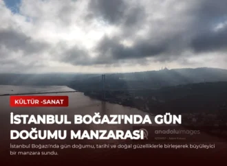 İstanbul Boğazı’nda Gün Doğumu Manzarası